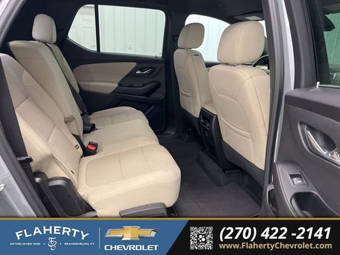 Used 2023 Chevrolet Traverse LS w/ Safety Package image 13