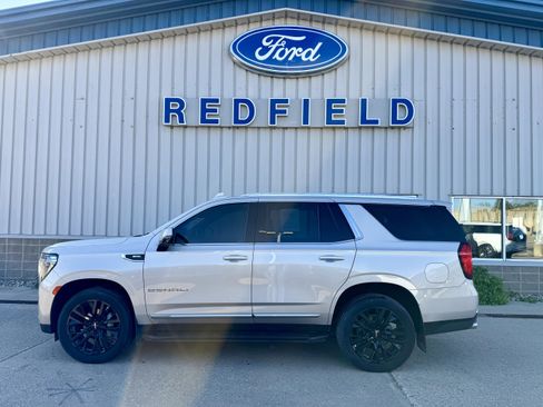 Used 2021 GMC Yukon Denali image 1