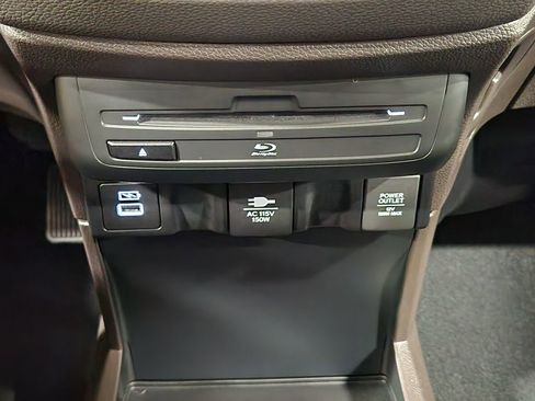 Used 2023 Honda Odyssey Touring image 40