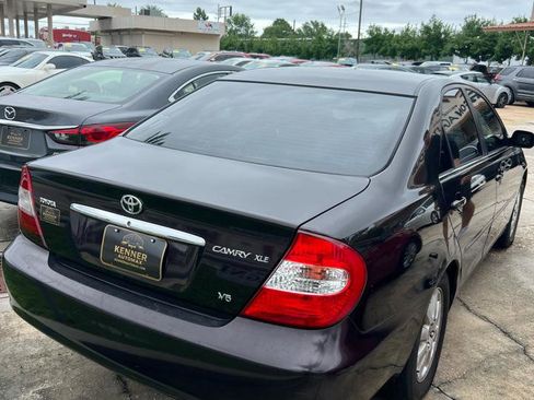 Used 2003 Toyota Camry SE FWD image 3