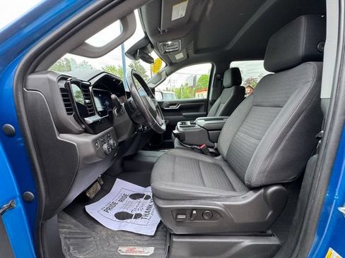 Used 2022 Chevrolet Silverado 1500 RST w/ Z71 Off-Road Package AWD/4WD image 10