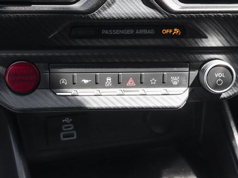 Used 2025 Ford Mustang Coupe RWD image 36