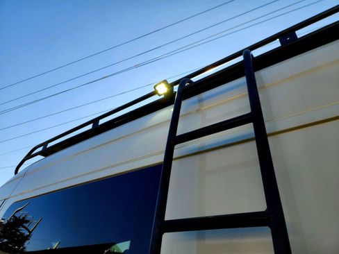 Used 2019 Mercedes-Benz Sprinter 2500 w/ Premium Plus Package image 45