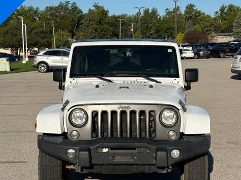 Used 2018 Jeep Wrangler Unlimited Sport AWD/4WD image 10