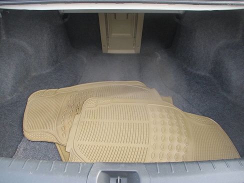 Used 2012 Honda Accord LX image 9