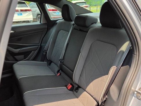 Used 2025 Volkswagen Jetta Sport FWD image 45