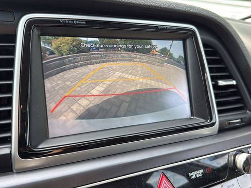 Used 2018 Hyundai Sonata Limited w/ Limited Ultimate Package 03 FWD image 18