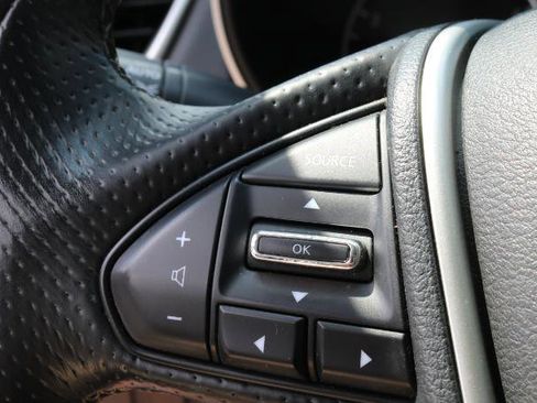 Used 2019 Nissan Maxima 3.5 SV w/ Floor Mat Group FWD image 8