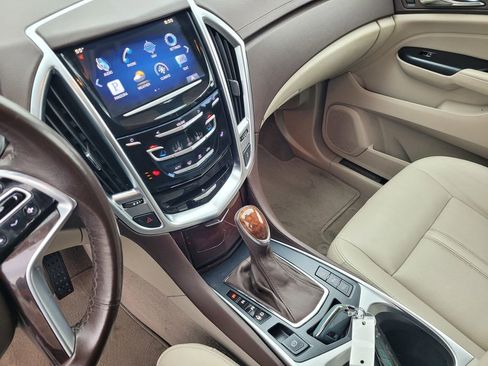 Used 2015 Cadillac SRX Luxury w/ Trailering Package image 20