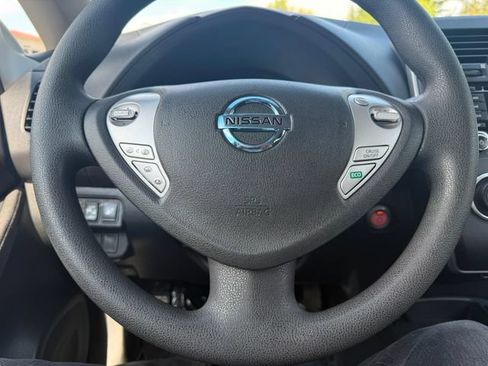 Used 2017 Nissan Leaf S w/ Charge Package FWD image 11