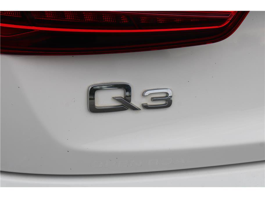 Used 2018 Audi Q3 2.0T Premium AWD/4WD image 36