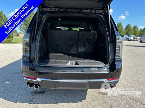 New 2025 Chevrolet Suburban Premier w/ Sun And Tow Package image 30