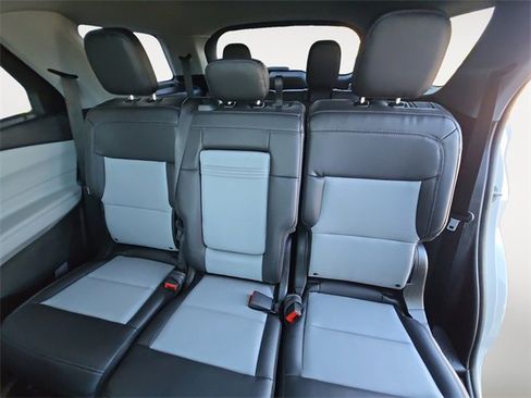 Certified 2023 Ford Explorer XLT w/ Equipment Group 202A image 13