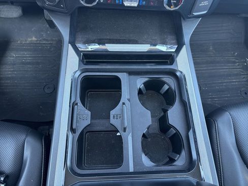 Used 2023 Ford F250 Lariat w/ Tow Technology Package AWD/4WD image 40