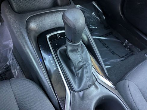 Used 2024 Toyota Corolla LE image 20