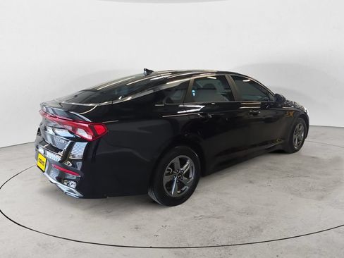 Used 2021 Kia K5 LXS FWD image 5