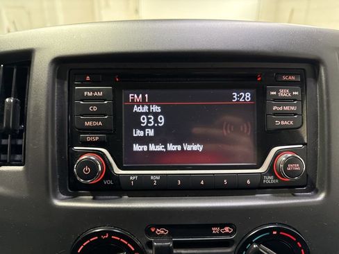 Used 2019 Nissan NV200 S FWD image 16