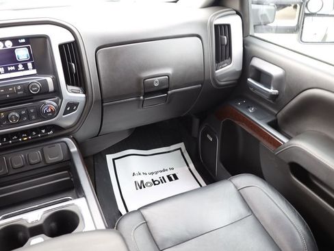 Used 2018 GMC Sierra 2500 SLT w/ Suspension Package, Off-Road AWD/4WD image 20