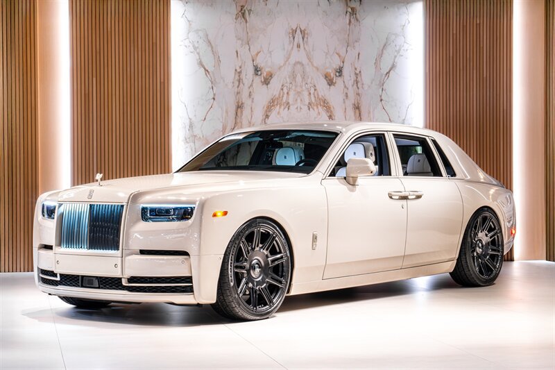 Used 2026 Rolls-Royce Phantom Sedan RWD image 1
