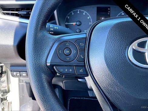 Used 2025 Toyota Corolla LE FWD image 13