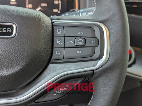 New 2026 Jeep Grand Wagoneer Limited AWD/4WD image 17