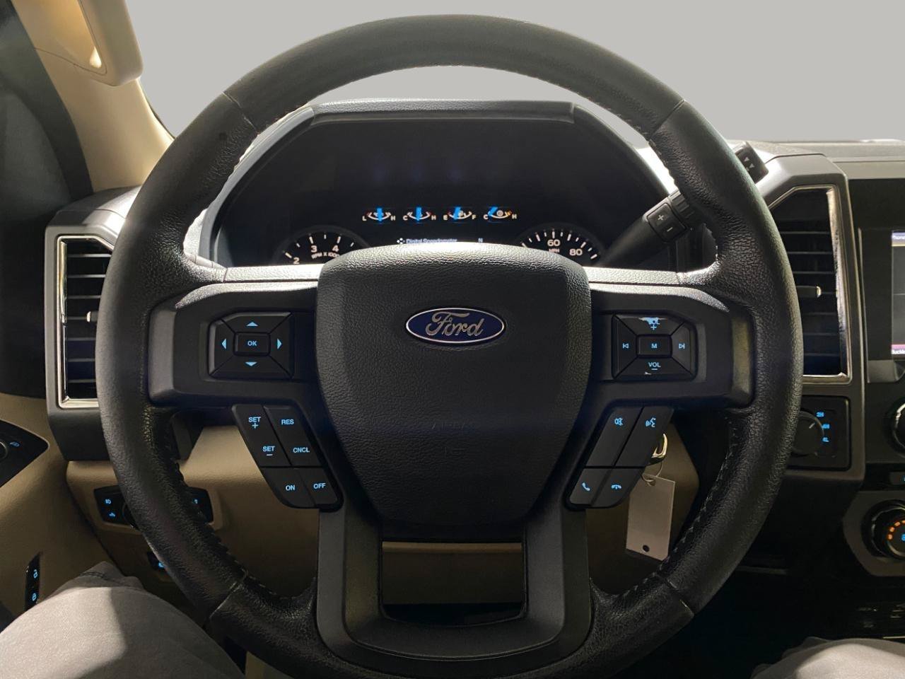 Used 2015 Ford F150 XLT w/ Equipment Group 302A Luxury AWD/4WD image 11
