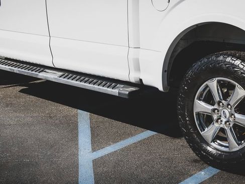 Used 2019 Ford F150 Lariat image 8