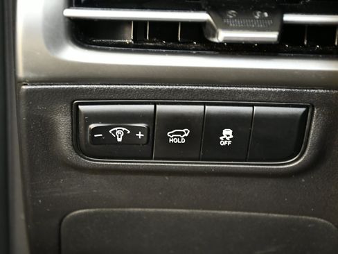 Used 2025 Hyundai Tucson SEL AWD/4WD image 35