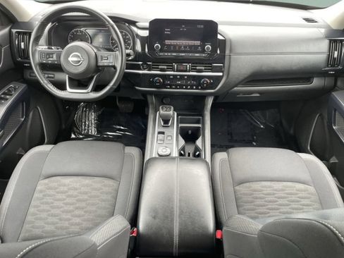 Used 2025 Nissan Pathfinder SV AWD/4WD image 23