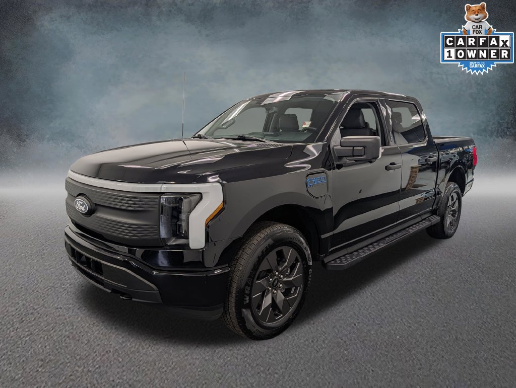 Used 2024 Ford F150 Lightning XLT AWD/4WD image 2
