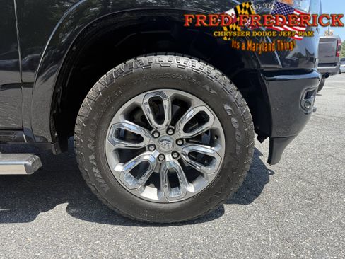 Used 2022 RAM 1500 Laramie AWD/4WD image 10