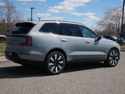 New 2025 Volvo EX90 Ultra image 3