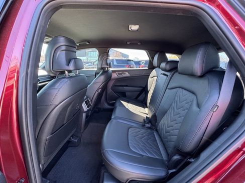 Used 2025 Kia Sportage X-Line image 11