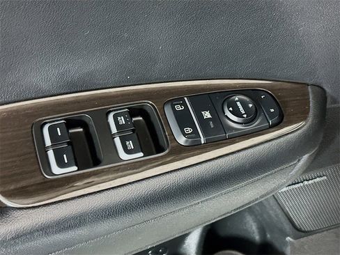 Used 2020 Kia Optima Premium image 18