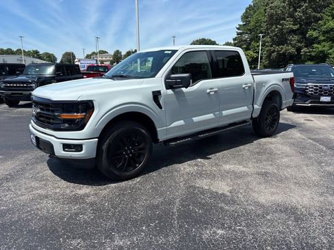 New 2026 Ford F150 XLT w/ Equipment Group 302A MID AWD/4WD image 7