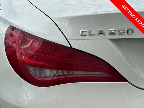Used 2015 Mercedes-Benz CLA 250 image 7