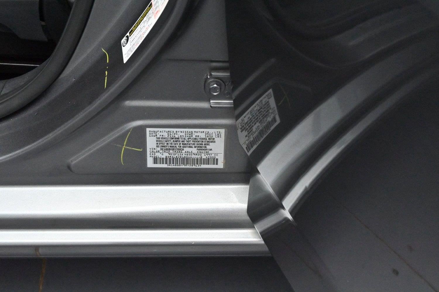 Used 2024 Nissan Sentra S FWD image 33