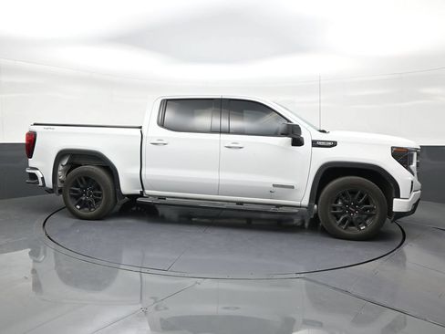 Used 2024 GMC Sierra 1500 Elevation w/ LPO, Elevation Black Package AWD/4WD image 6