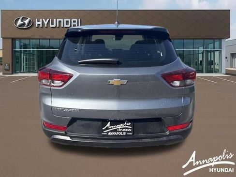 Used 2021 Chevrolet TrailBlazer LS image 4