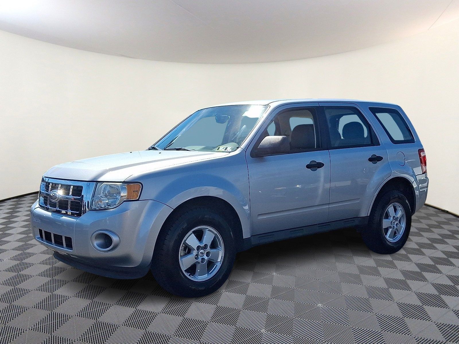 Used 2012 Ford Escape XLS FWD image 3