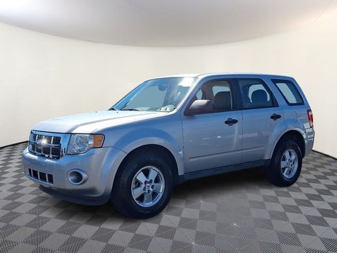 Used 2012 Ford Escape XLS FWD image 3