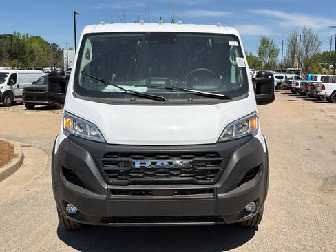 New 2026 RAM ProMaster 2500 w/ Convenience Group image 3
