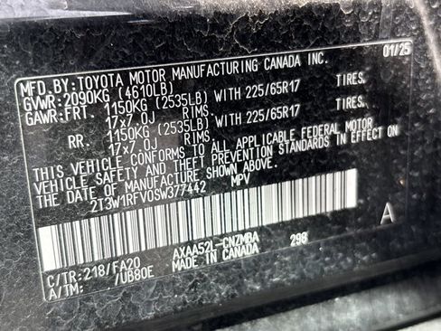 Used 2025 Toyota RAV4 XLE FWD image 27