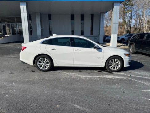 Used 2024 Chevrolet Malibu LT image 10