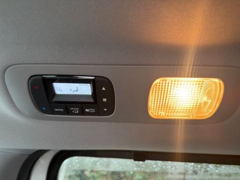 Used 2022 Honda Odyssey Elite image 38