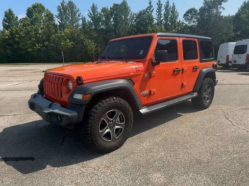 Used 2018 Jeep Wrangler Unlimited Sport S AWD/4WD image 4