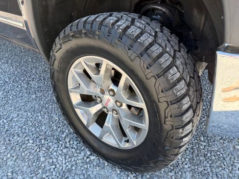 Used 2015 GMC Sierra 1500 SLT w/ SLT Crew Cab Value Package image 13