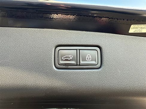 Used 2022 Genesis GV70 3.5T Sport w/ Sport Prestige Package image 15