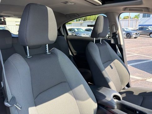 Used 2021 Honda HR-V EX image 31
