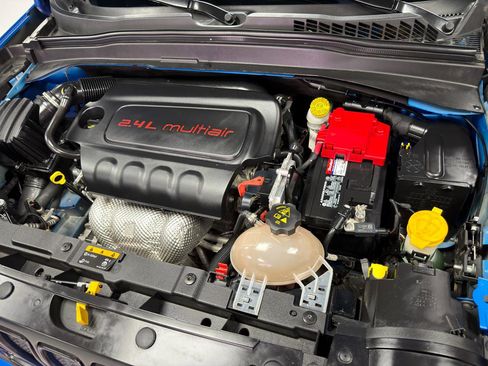 Used 2020 Jeep Renegade Sport FWD image 35